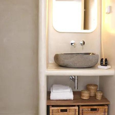 The Nine Graces - Beach Apartment Clea, Hot Tub And Sea Views Agia Anna (Naxos)